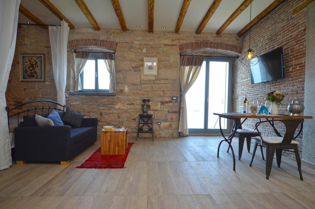 Апартаменты Arnolongo Sea View Ровинь Экстерьер фото